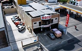 Hotel Executivo Boulevard
